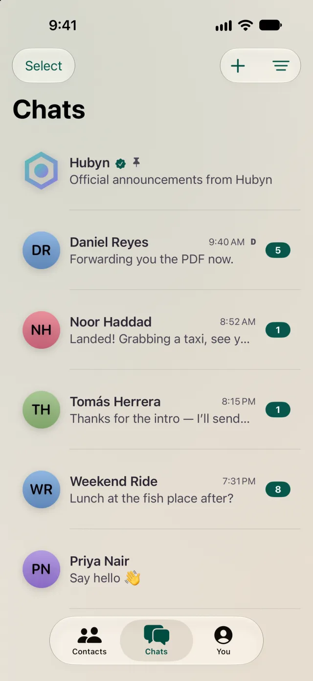 The Chats list with people and a group, and Hubyn's official announcements pinned at the top