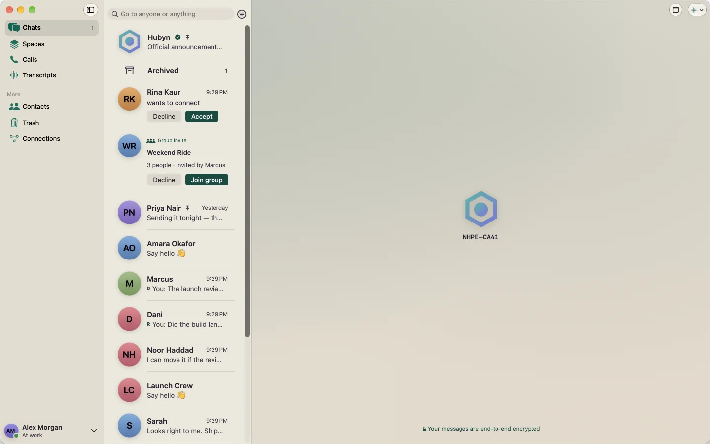 Hubyn on Mac: the chat list with a connection request, a group invite, and Delivered and Read marks